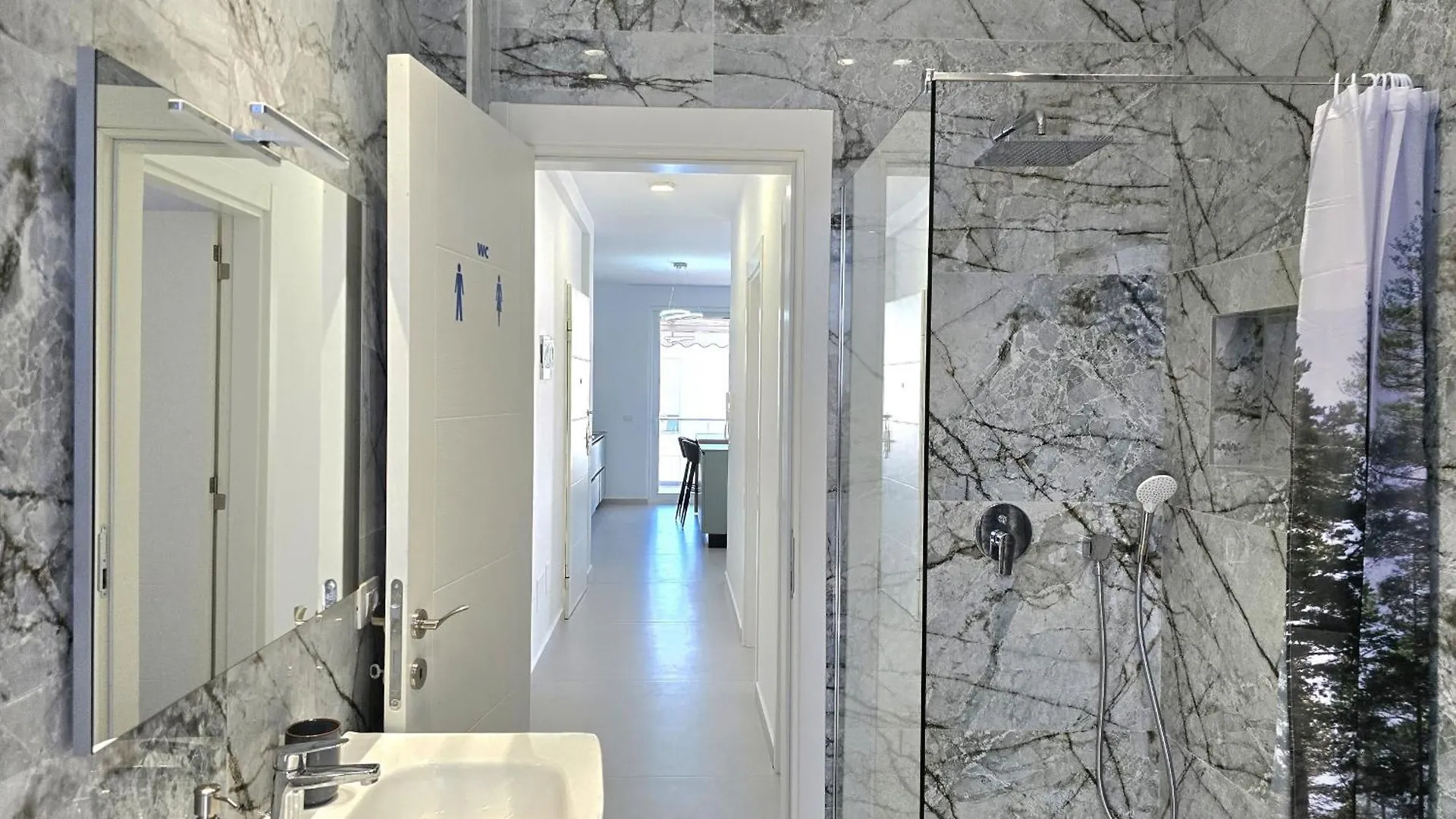 Swisssweet Apartment - 297 Durrës
